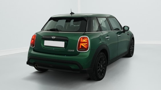 Mini HATCH 5 PORTES F55 LCI II COOPER 136 CH DKG7 ESSENTIAL British Racing Green