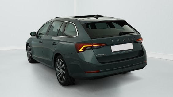 Skoda Octavia Combi 1.5 TSI 150 ch ACT Style Gris Météore