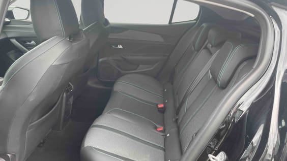 Peugeot 408 Hybrid 136 e-DCS6 Allure Noir Perla Nera Métallisé