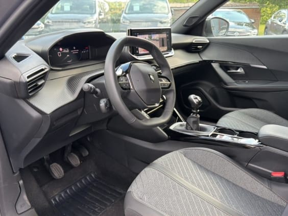 Peugeot 2008 1.2 100 allure gris artense
