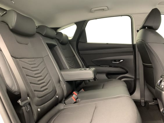 Hyundai Tucson 1.6 T-GDI 239 Hybrid BVA6 Creative Shimmering Silver