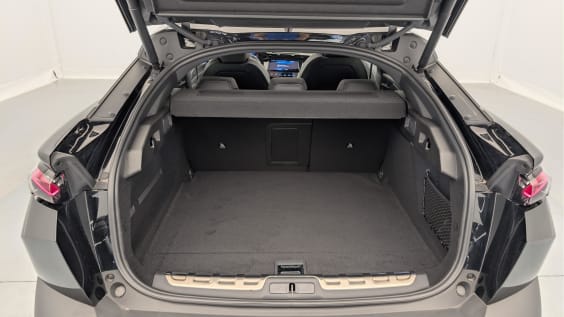 Peugeot 408 PHEV 180 e-EAT8 GT Noir Perla Nera