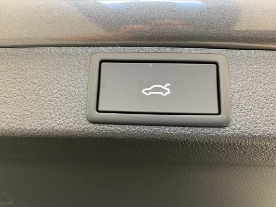 Skoda Octavia Combi 2.0 TDI 150 ch SCR DSG7 Selection Gris Graphite