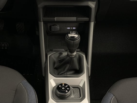 Dacia DUSTER Mild Hybrid 130 4x4 Journey Blanc Glacier