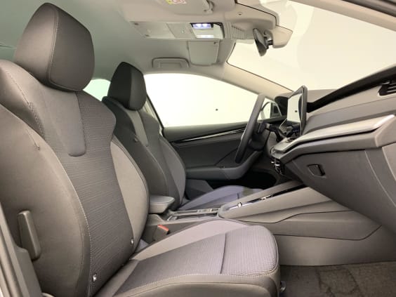Skoda Octavia Combi 2.0 TDI 150 ch SCR DSG7 Selection Gris Graphite