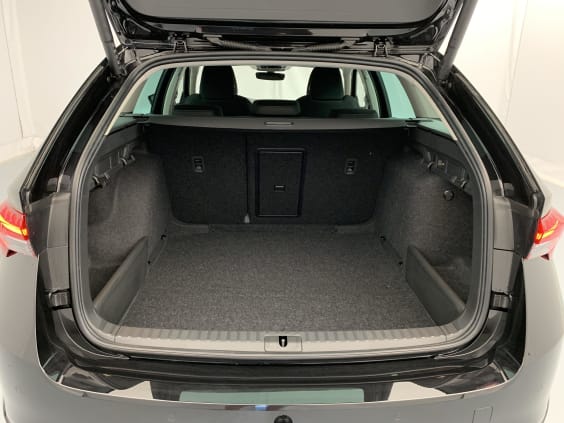 Skoda Octavia Combi 2.0 TDI 150 ch SCR DSG7 Selection Noir Magic Métallisé