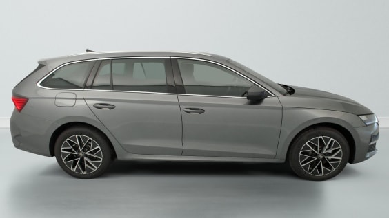 Skoda Octavia Combi 2.0 TDI 150 ch SCR DSG7 Selection Gris Graphite