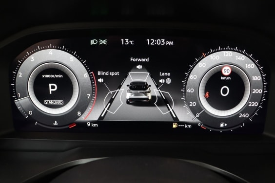 Nissan QASHQAI Tekna Plus 1.3 DIG-T Mild Hybrid 158 hp X-TRONIC Grey