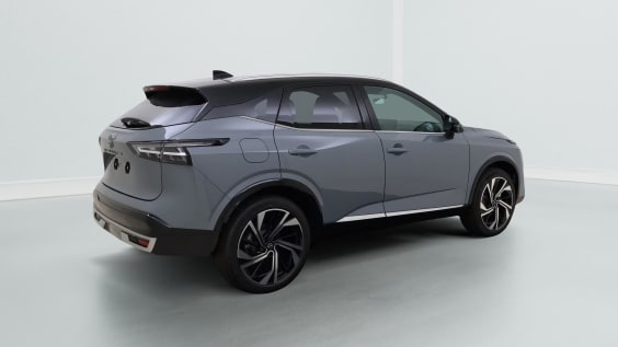 Nissan QASHQAI Tekna Plus 1.3 DIG-T Mild Hybrid 158 hp X-TRONIC Grey