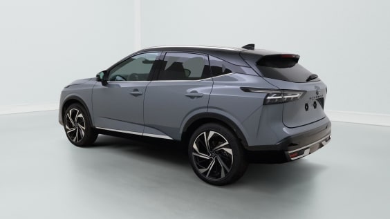 Nissan QASHQAI Tekna Plus 1.3 DIG-T Mild Hybrid 158 hp X-TRONIC Grey