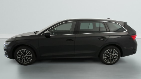 Skoda Octavia Combi 2.0 TDI 150 ch SCR DSG7 Selection Noir Magic Métallisé