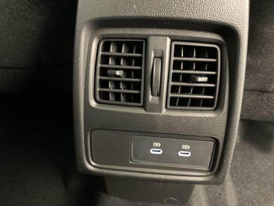 Renault CAPTUR E-Tech full hybrid 160 ch Techno Gris Cassiopée / Toit Noir Étoilé