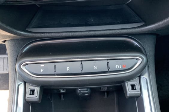 Fiat 600 T-Gen 3 1.2 Hybrid 145ch eDCT6 Sport Ice White / Toit Noir