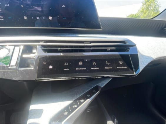 Peugeot 3008 1.2 hybrid 145 allure e-dcs6 Noir