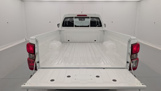 Isuzu D-MAX 2.2L SINGLE CABINE M/T B-STRONG SPLASH WHITE