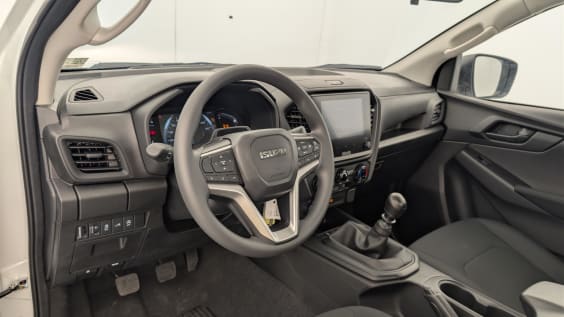 Isuzu D-MAX 2.2L SINGLE CABINE M/T B-STRONG SPLASH WHITE
