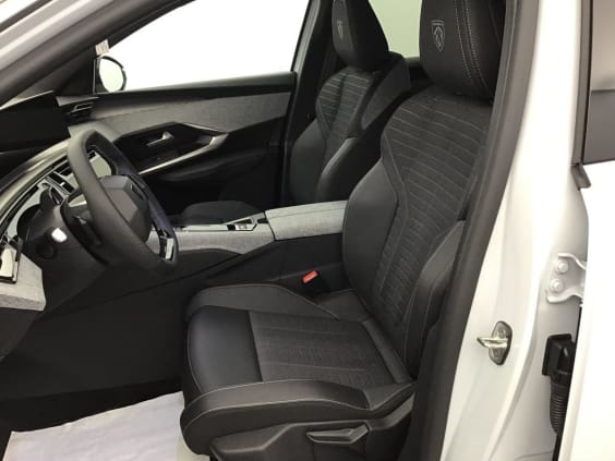 Peugeot 3008 Phase 4 Gt 1.2 HYBRID 145 Blanc Okenite
