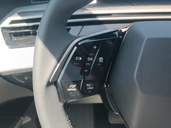 Peugeot 5008 Hybrid 145 allure e-dcs6 gris artense