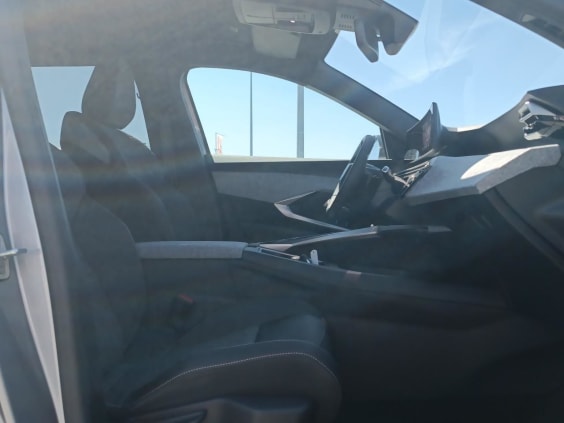 Peugeot 5008 Hybrid 145 allure e-dcs6 gris artense