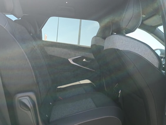 Peugeot 5008 Hybrid 145 allure e-dcs6 gris artense