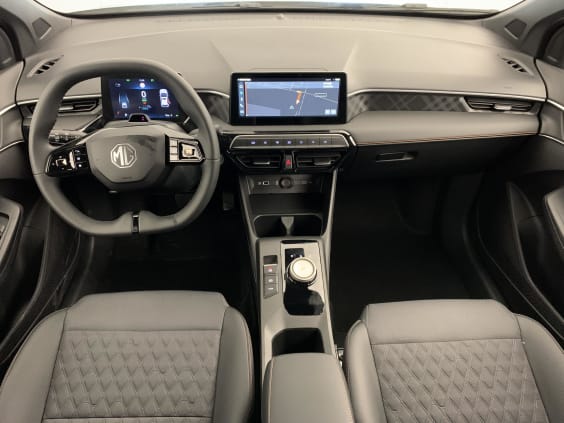 MG MG3 1.5 L Hybrid+ 195 ch Luxury Cosmic Silver 