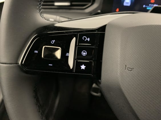 MG MG3 1.5 L Hybrid+ 195 ch Luxury Cosmic Silver 