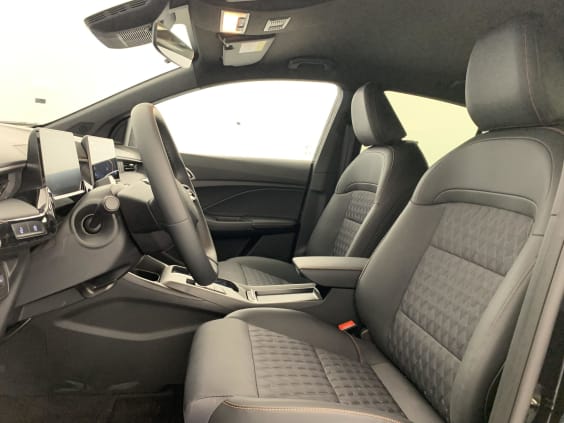 MG MG3 1.5 L Hybrid+ 195 ch Luxury Pebble Black