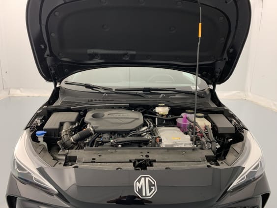 MG MG3 1.5 L Hybrid+ 195 ch Luxury Pebble Black