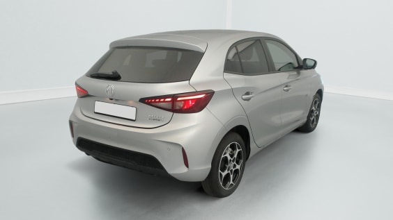 MG MG3 1.5 L Hybrid+ 195 ch Luxury Cosmic Silver 