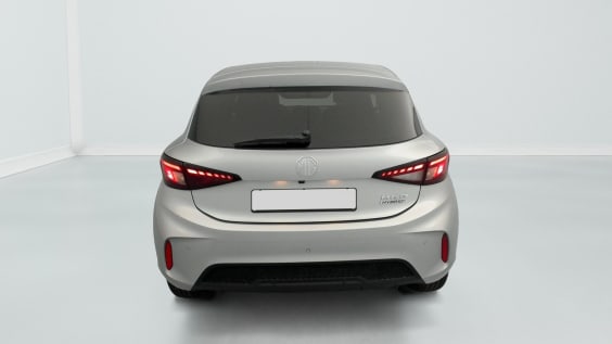 MG MG3 1.5 L Hybrid+ 195 ch Luxury Cosmic Silver 