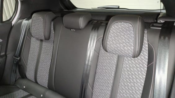 Peugeot 308 NOUVELLE 308 Hybrid 145 e-DCS6 Allure Blanc Okenite