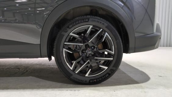 Peugeot 5008 HYBRID 145CH E-DCS6 GT Gris Titane / Toit Noir