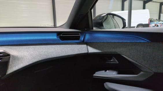 Peugeot 3008 Hybrid 145 e-DCS6 GT Blanc Okenite / Toit Noir