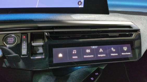 Peugeot 3008 Hybrid 145 e-DCS6 GT Blanc Okenite / Toit Noir