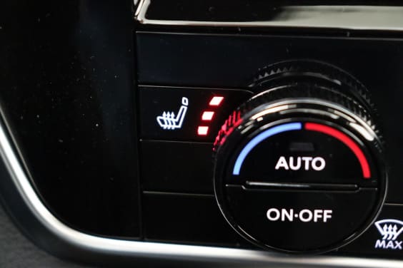 Nissan QASHQAI Tekna Plus 1.3 DIG-T Mild Hybrid 158 hp X-TRONIC Grey