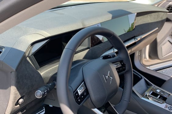 DS N°4 Hybride 145 e-DCT6 Etoile - Alcantara Cristal Pearl