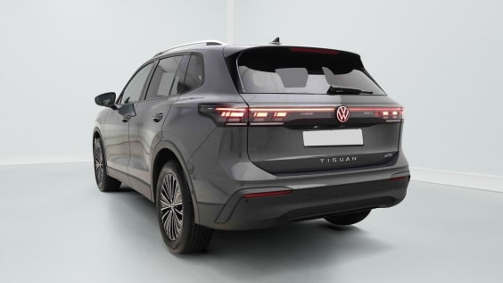Volkswagen Tiguan 1.5 ETSI 150 DSG LIFE Gris