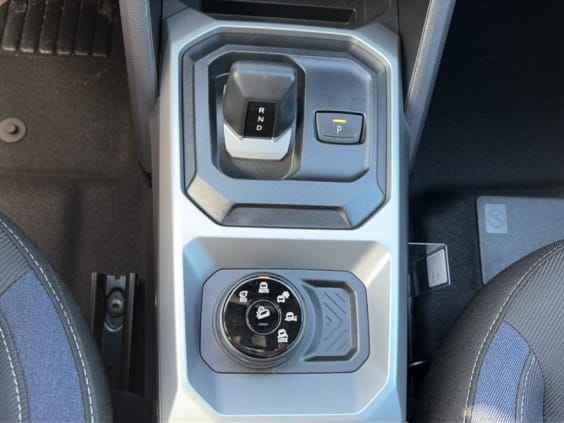 Dacia DUSTER 1.2 hybrid-g 150 expression 4x4 Gris Schiste