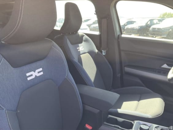 Dacia DUSTER 1.2 hybrid-g 150 expression 4x4 Gris Schiste