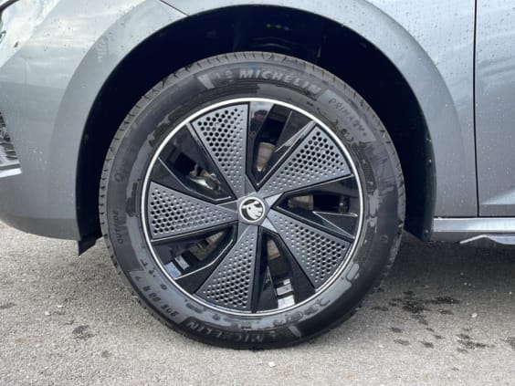 Skoda Kamiq 1.0 tsi evo 2 116 monte carlo dsg7 Gris Graphite