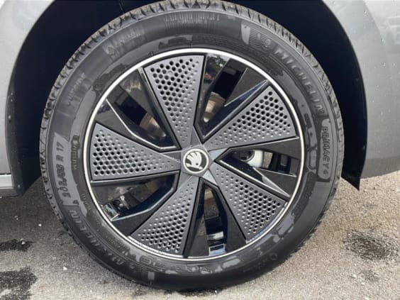 Skoda Kamiq 1.0 tsi evo 2 116 monte carlo dsg7 Gris Graphite