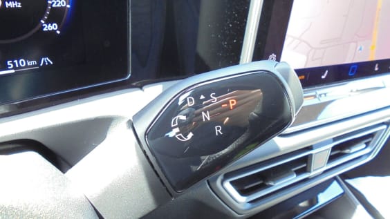 Volkswagen Tiguan Tiguan 2.0 TDI 150ch DSG7 R-Line Gris Dauphin