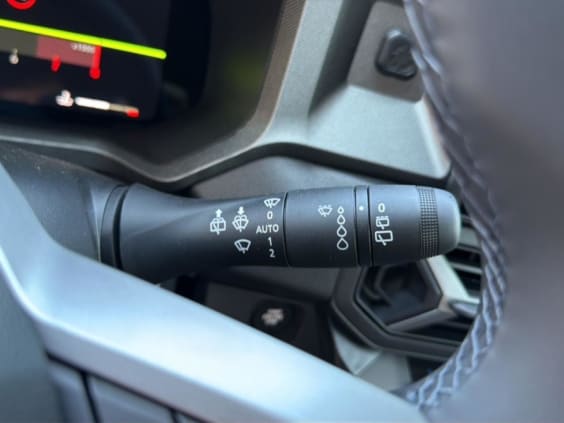 Dacia BIGSTER 1.2 mild hybrid 140 journey Blanc