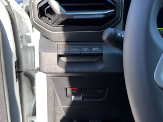 Dacia BIGSTER 1.2 mild hybrid 140 journey Blanc