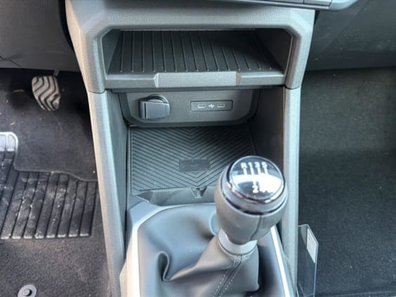 Dacia BIGSTER 1.2 mild hybrid 140 journey Blanc