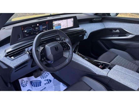 Peugeot 3008 1.2i Hybrid 145 e-DCS6  Allure Noir