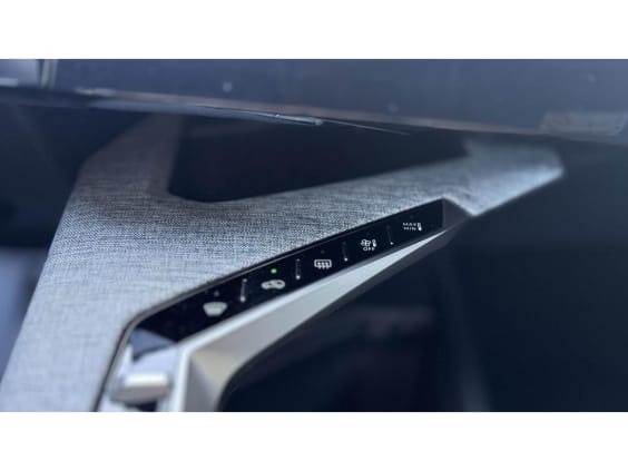 Peugeot 3008 1.2i Hybrid 145 e-DCS6  Allure Noir