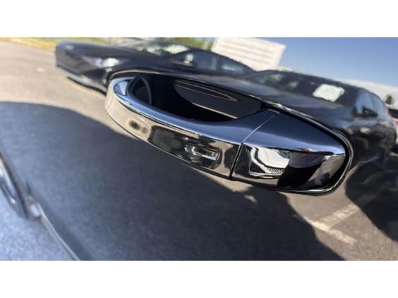 Peugeot 3008 1.2i Hybrid 145 e-DCS6  Allure Noir