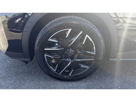 Peugeot 3008 1.2i Hybrid 145 e-DCS6  Allure Noir