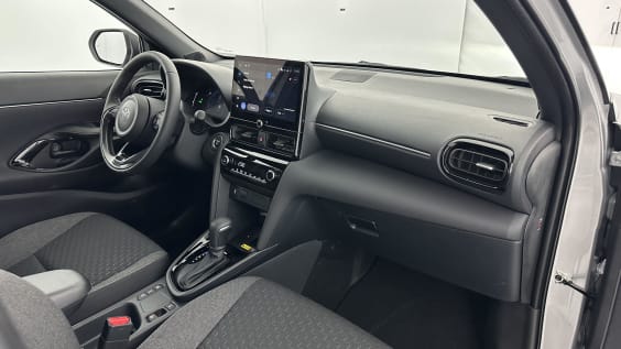 Toyota Yaris Cross Yaris cross 1.5 Hybride 130h Design e-CVT Shimmeringsilver